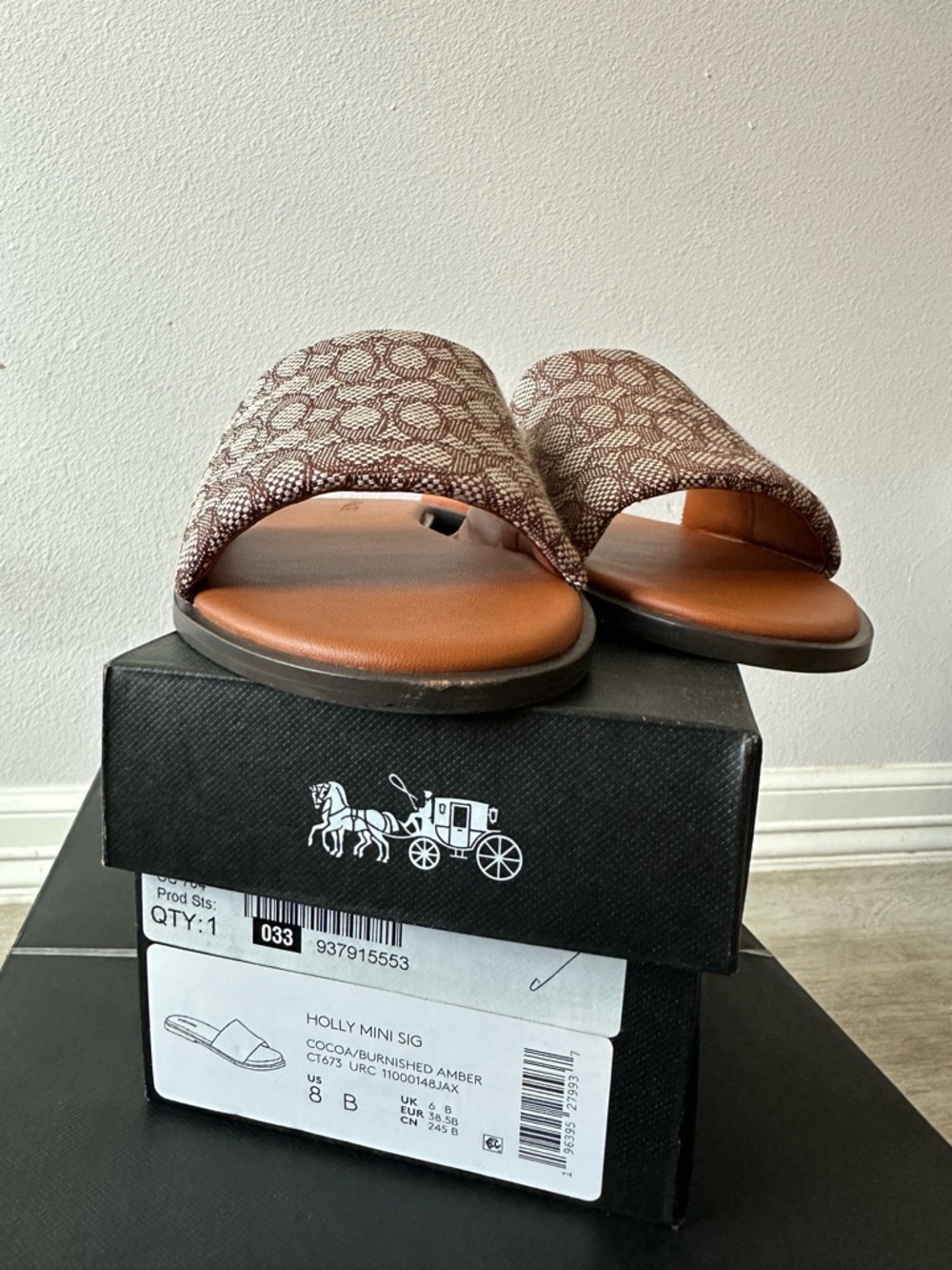 Authentic Coach Holly Signature Sandals 👡 - Picture 2 of 9